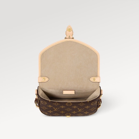 Louis Vuitton Saumur BB - Picture 13 of 16